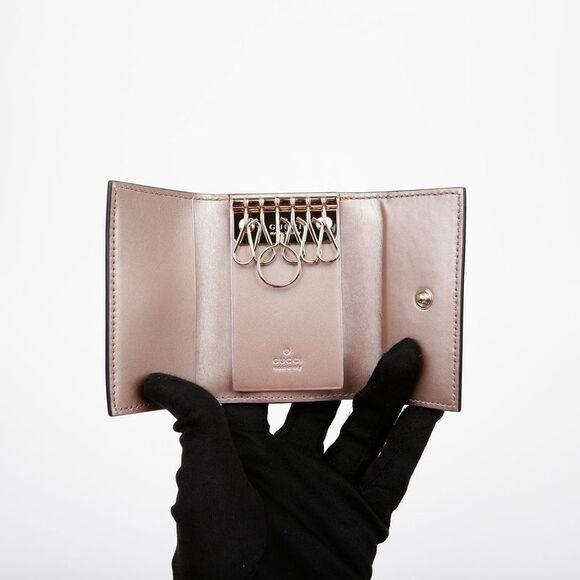 Heart Key Case - Picture 7 of 8